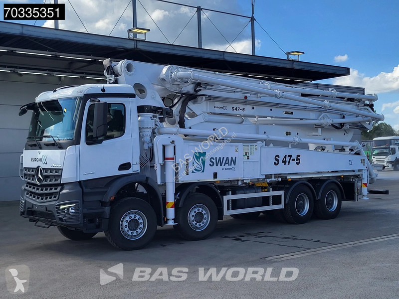 Camión Mercedes 4542 8X4 47 mtrs SWAN TSP 47-5...