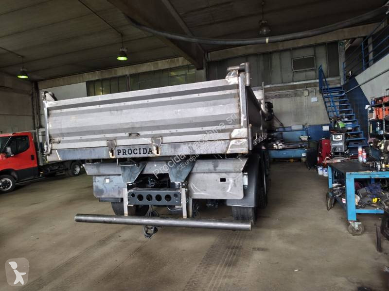 Camión Iveco AD 260 S 31 X/P