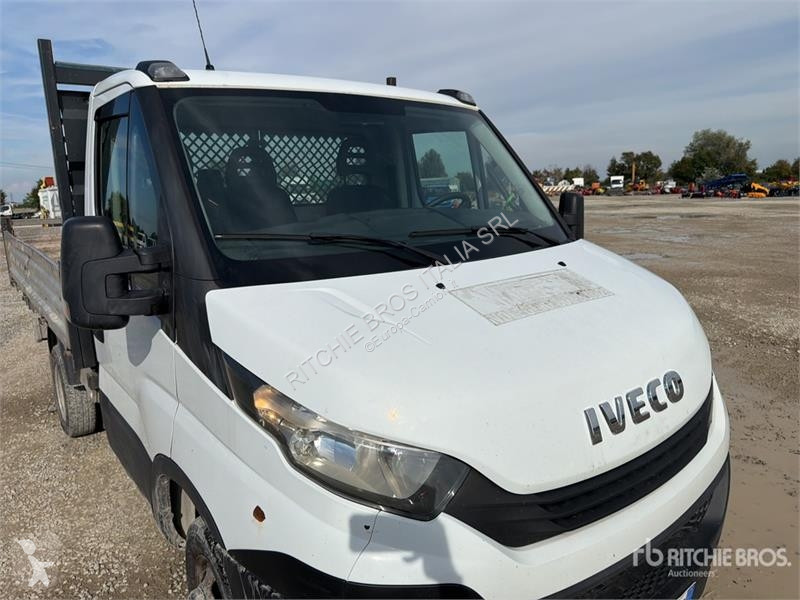 Camión Iveco 35-12