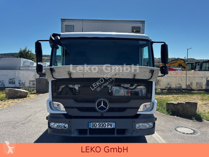 Camión Mercedes 1218