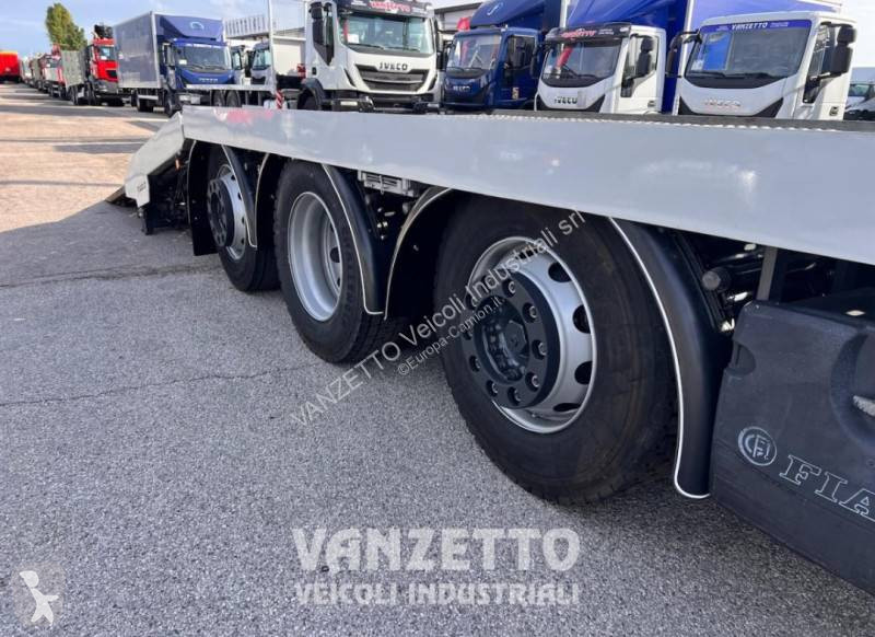 Kamion Iveco AD 320 S 36