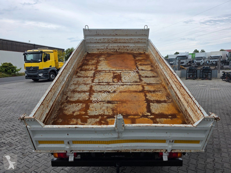 Kamion Mitsubishi Fuso 7C18D DoKa 7 Sitze AHK
