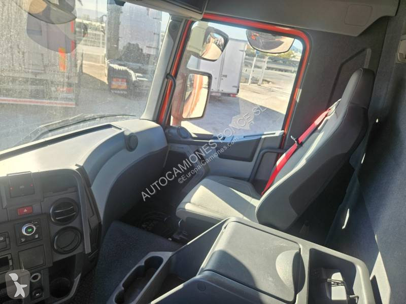 Camión Renault 380 P4X2 E6