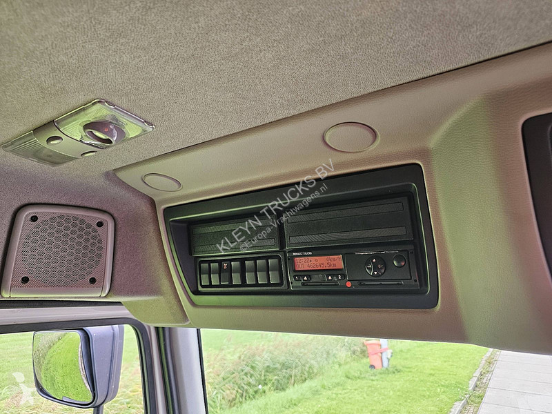Kamion Renault D 330 D 320 19 TON