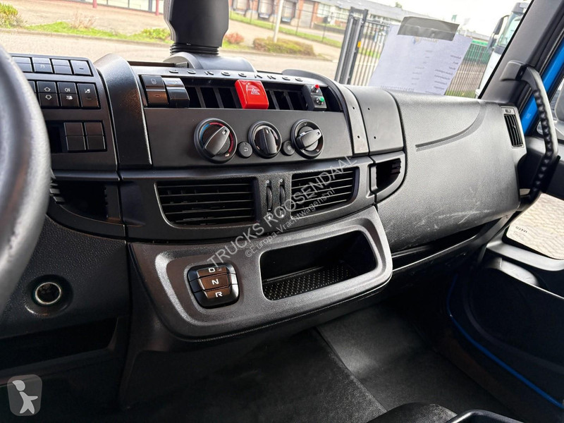 Camión Iveco 120E21 + 4x in stock + euro 6 + lift