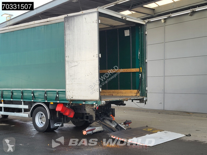 Camión Mercedes 1522 4X2 15t Curtainsides...