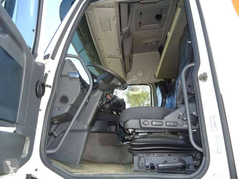 Camión Volvo 540
