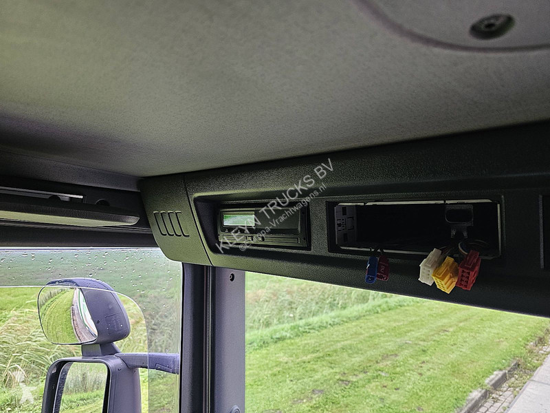 Camión Scania 360 6x2*4