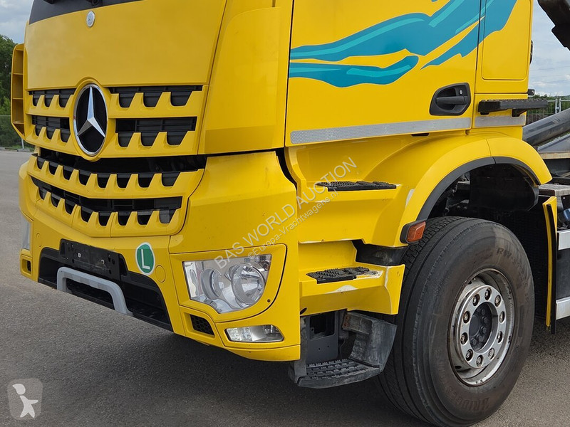 Camión Mercedes 3248