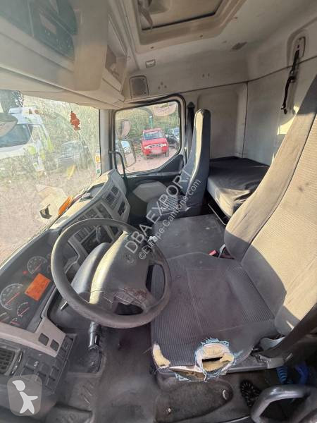 Camión Volvo 290