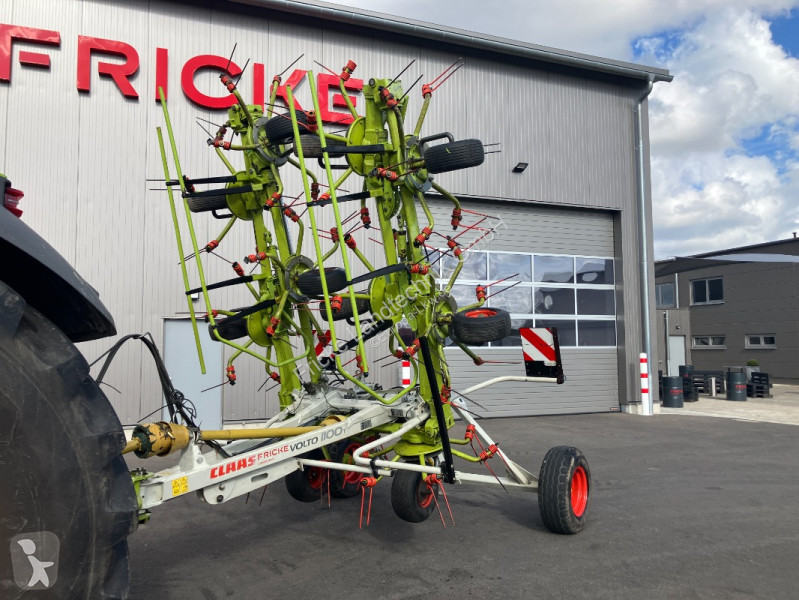 Henificación Claas  Volto 1100 T