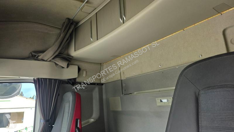 شاحنة Volvo 540 – Porteur châssis-cabine –...