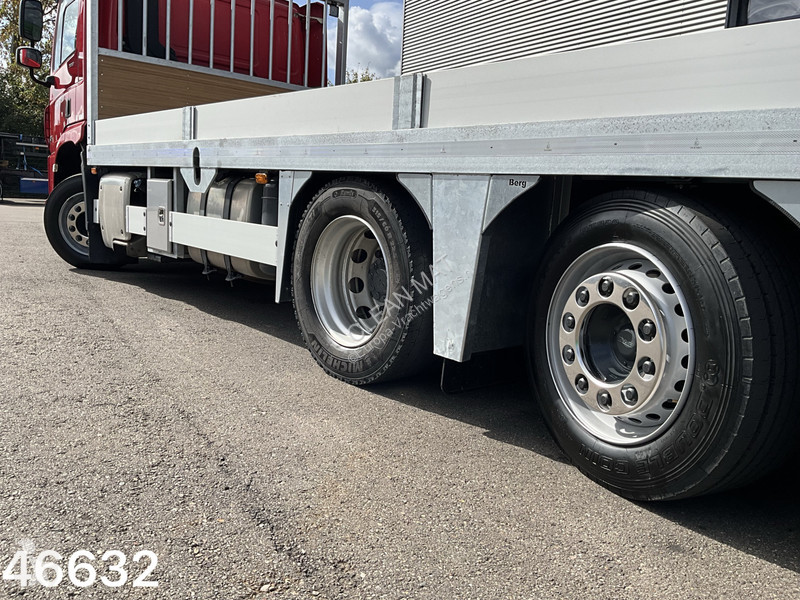Camión DAF FAN  300 Nieuwe Oprijcarrosserie...