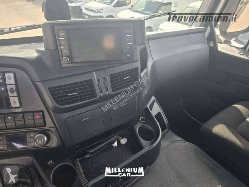 Camión Iveco XWAY 480 MOTRICE (2020) PASSO 3800...