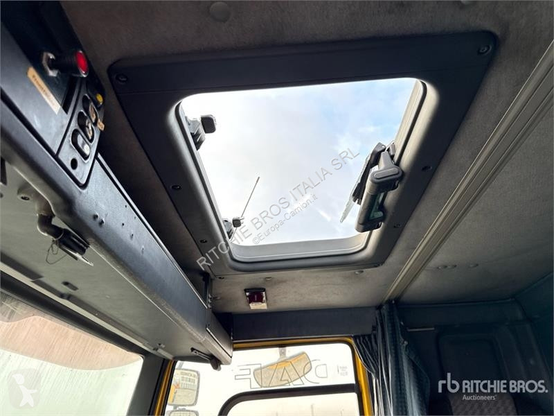 Camion DAF 180 4x2 Tow Truck