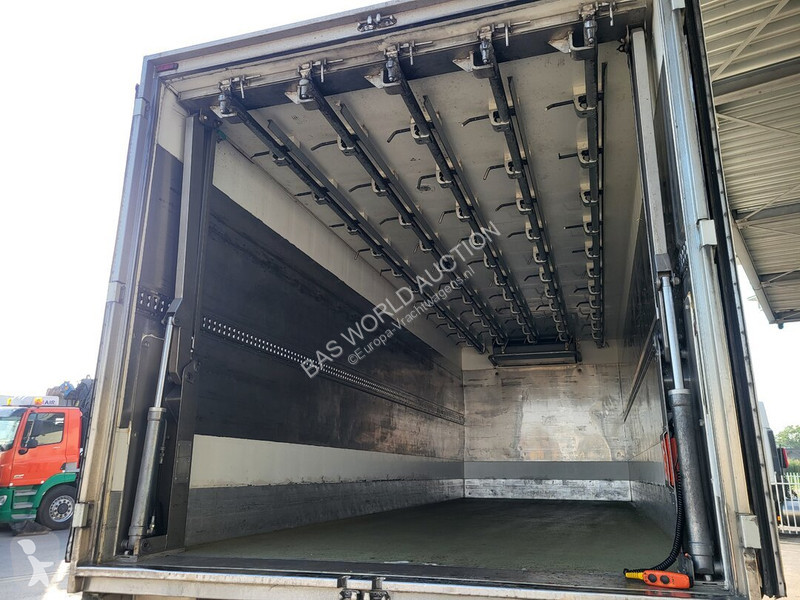 شاحنة DAF 330