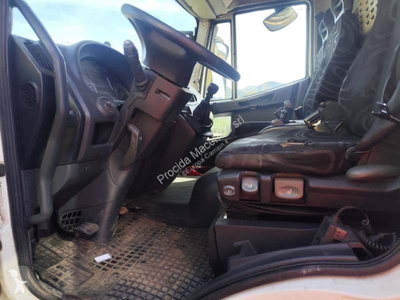 Camion Iveco 150 E 22