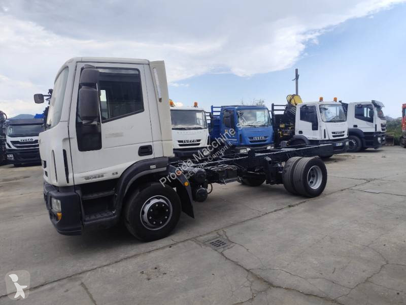 Camion Iveco 150 E 22