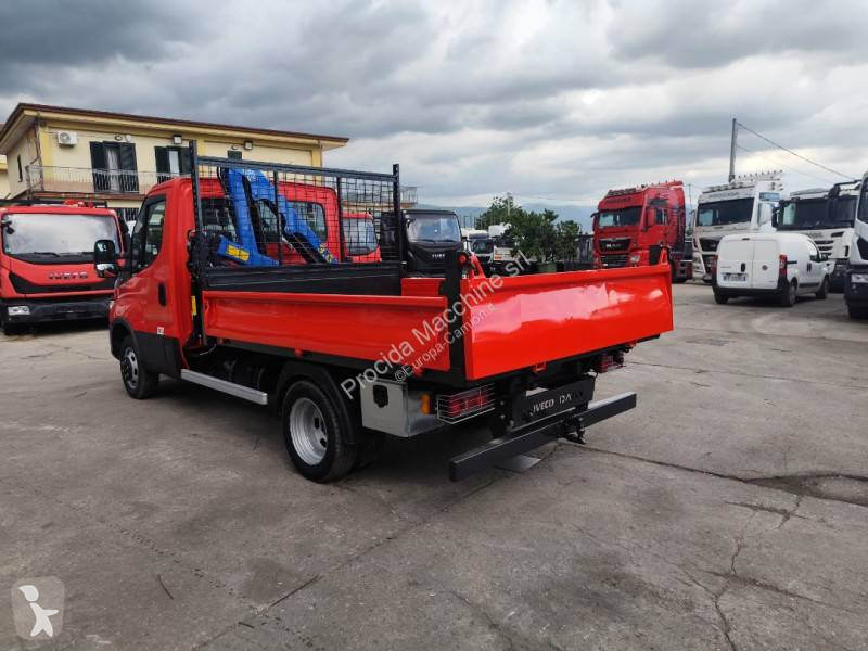 Véhicule utilitaire Iveco 35C14
