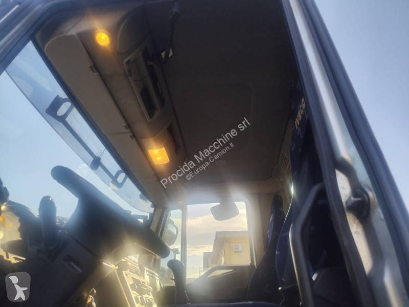 Camion Iveco 260 S 42