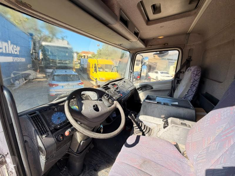 Camion Mercedes  815