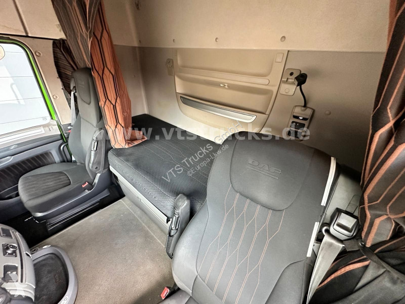 Camion DAF 480 6x2 Fahrgestell...