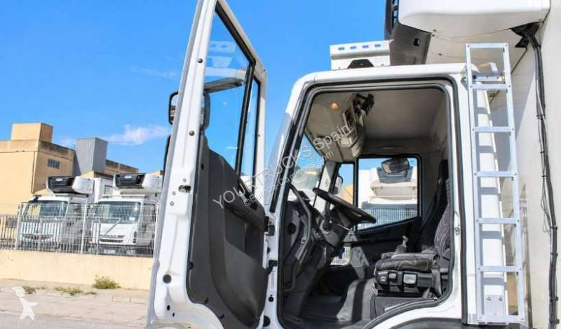 Camion Iveco 160 E 21