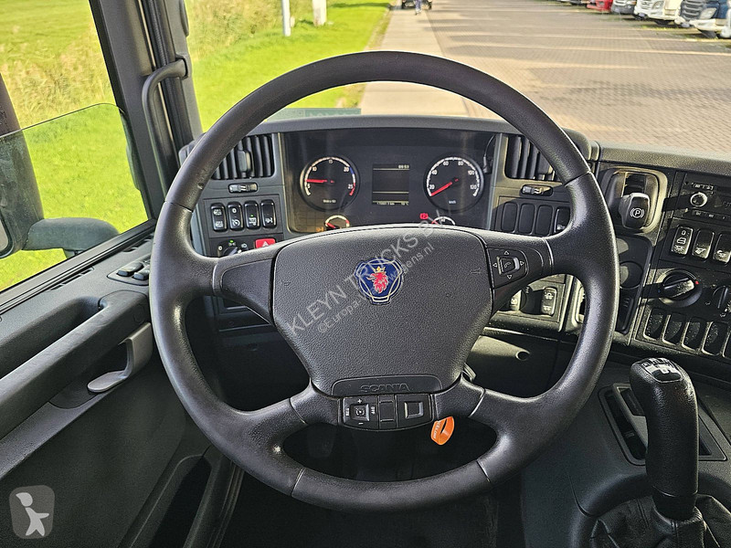 Camião Scania 320 getraenke