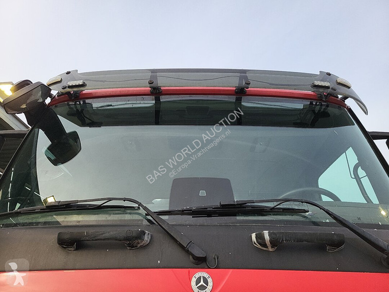 Camião Mercedes 3240