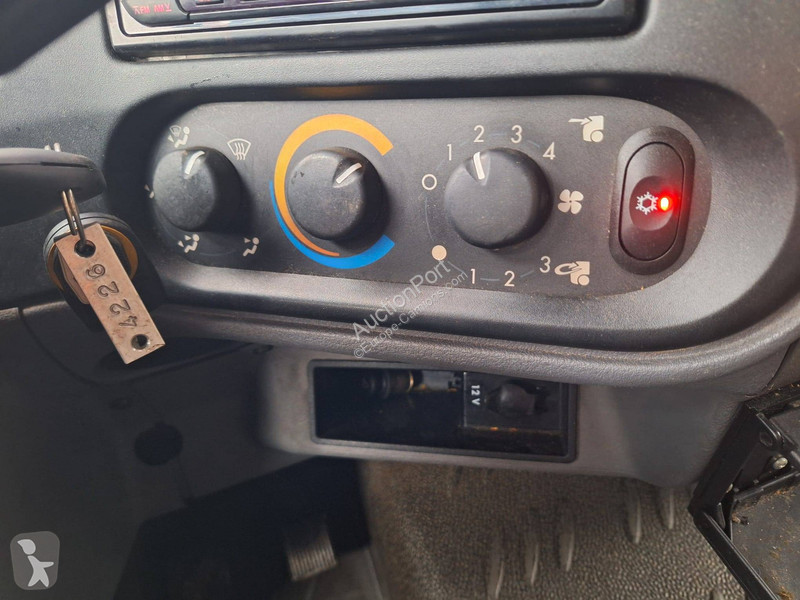Грузовик DAF 220