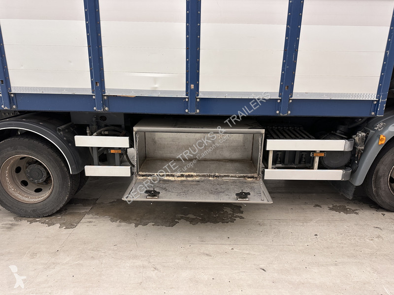 Camion DAF 220