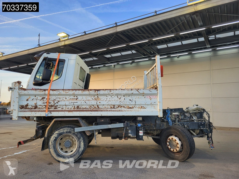 Грузовик Renault 4X2 FOR PARTS 3-way tipper...
