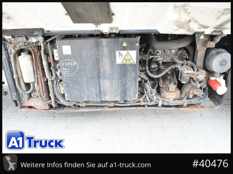 Camion Schmitz Cargobull SCB-C2, Mitsubishi,...