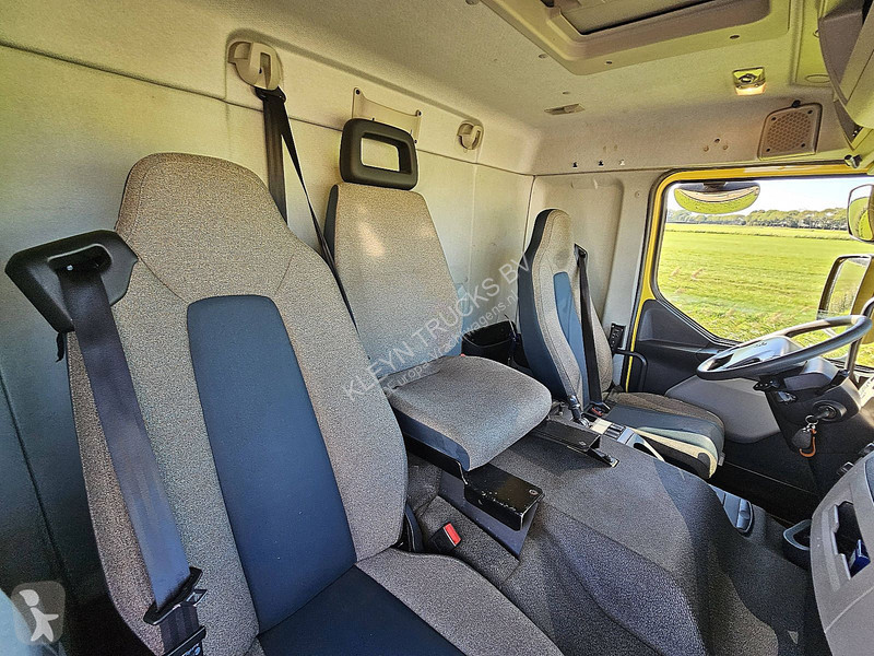 Camion Volvo 220.18