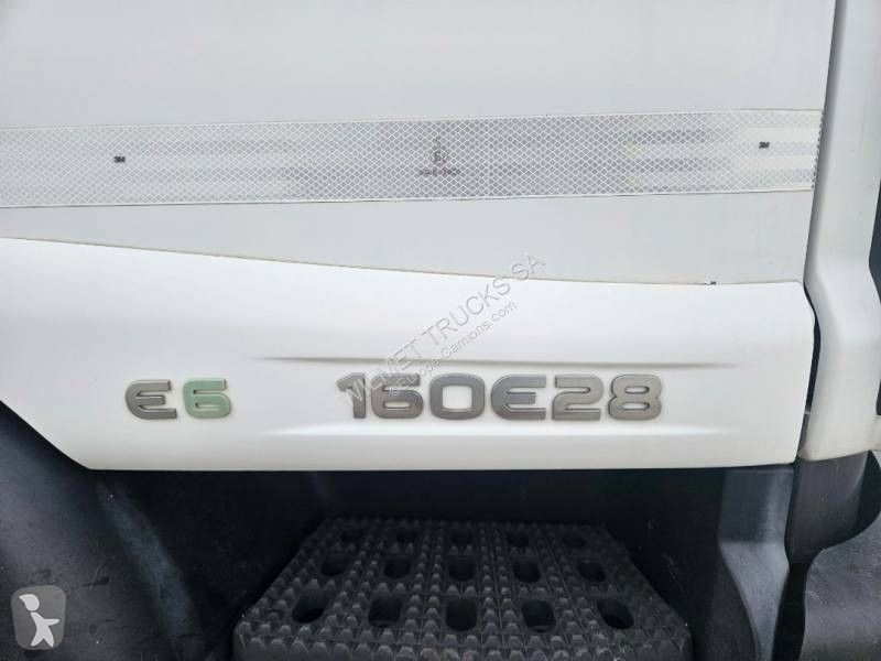 Camião Iveco ML 160 E 28 P
