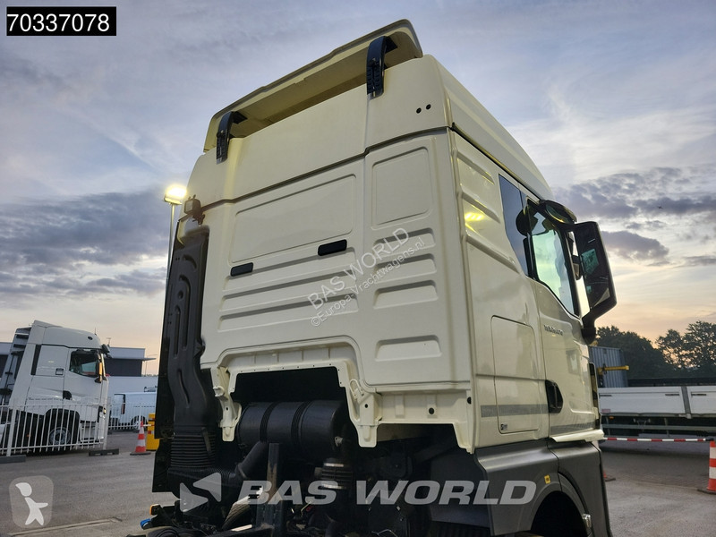 Camión MAN 26.460 6X2 Lift Axle Full Air...