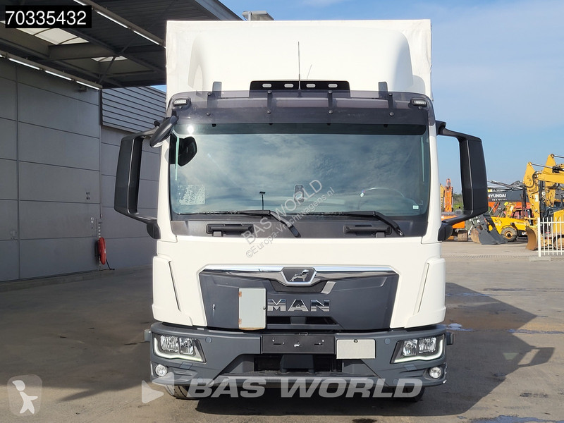 Lastbil MAN 12.250 4X2 12t Automatic Tailgate...