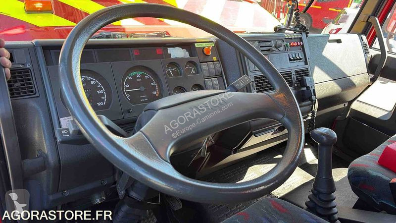 Camión Iveco 130E23