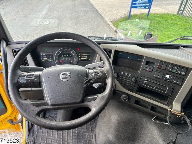 Camión Volvo 460 EURO 6, Kässbohrer, Combi,...
