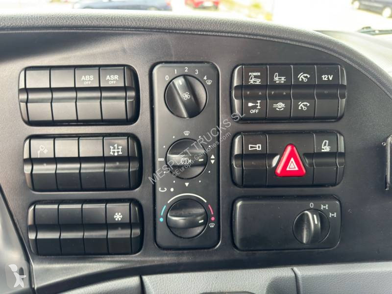 Ciężarówka Mercedes 2636