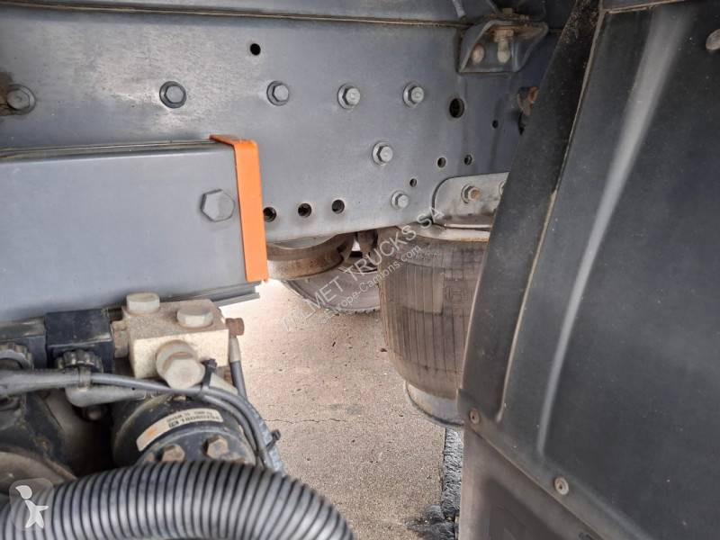 Iveco 120 E 21 truck