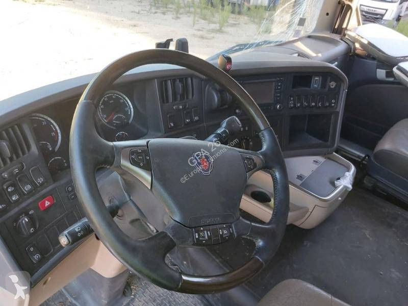Camión Scania 730