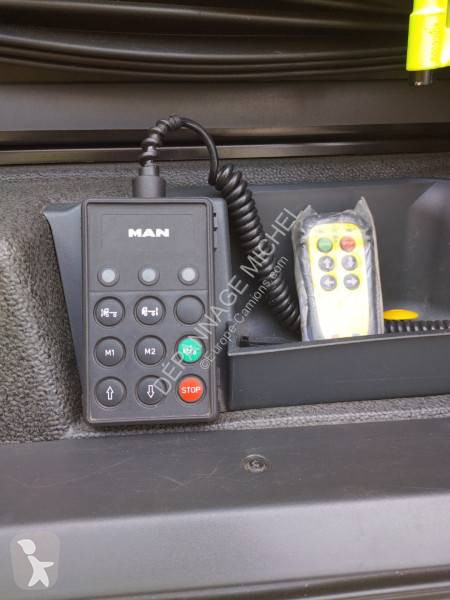 MAN 18.360 truck
