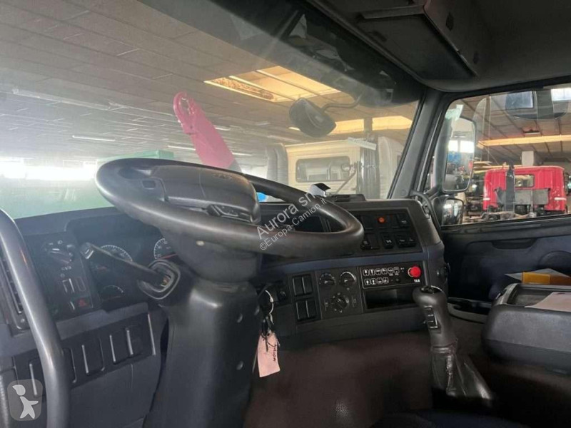 شاحنة Volvo FM480 SCARRABILE 8X4