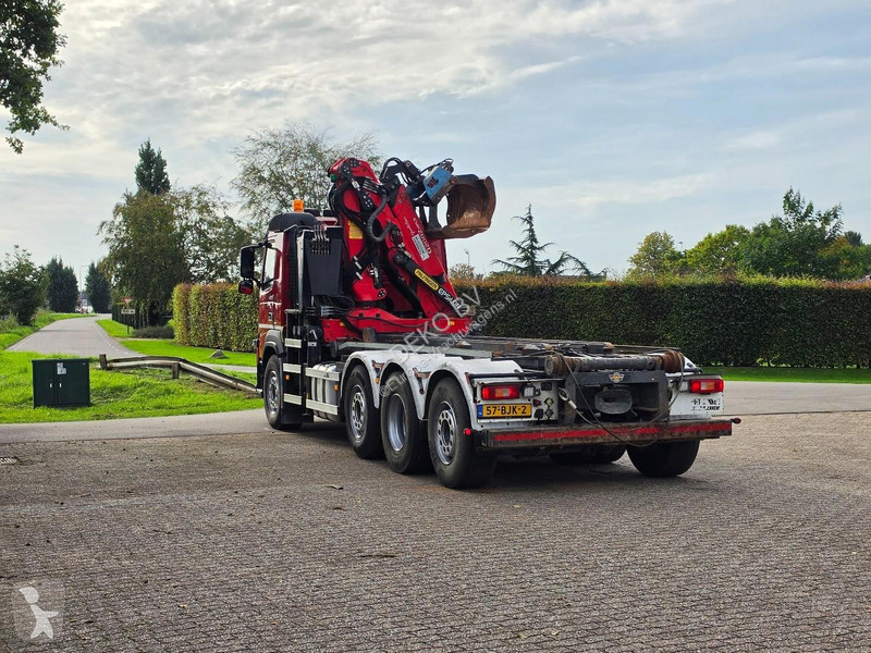 شاحنة Volvo 420 8x2- Z-CRANE/REMOTE CONTROL!!...