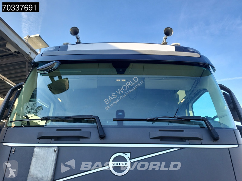 Kamion Volvo 500 6X2 HIAB ULT21S61...