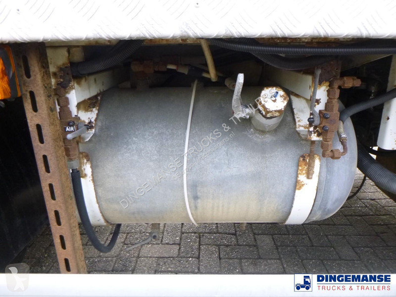 شاحنة Iveco 150E22 4x2 Euro 4 Manlift Comilev...