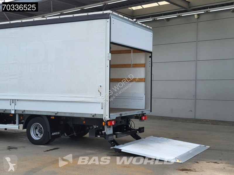 Kamion Iveco 75E190 4X2 8tonner 1000kg Tailgate...