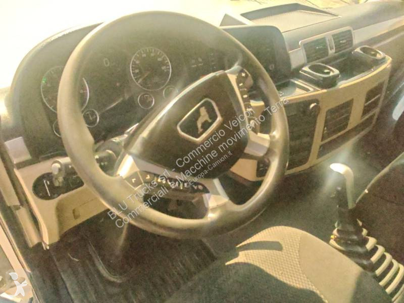 MAN  truck