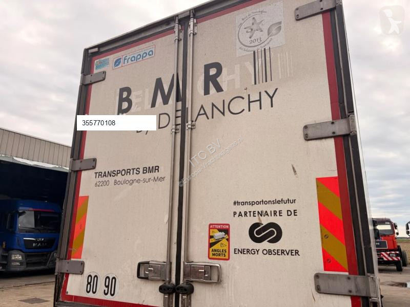 شاحنة Renault D 19 WIDE / CARRIER FRAPPA /...